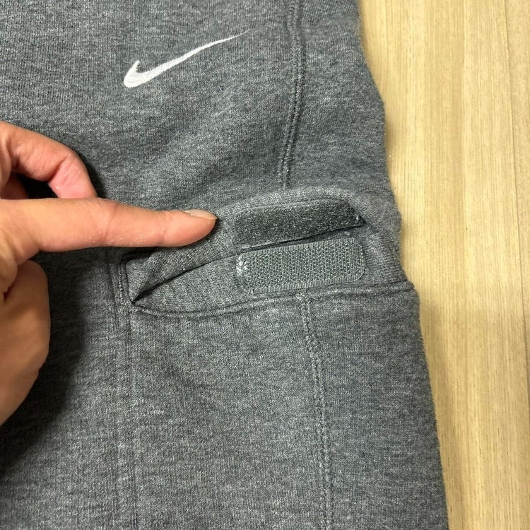 0445 - Baggy Gray Nike Cargo Sweats